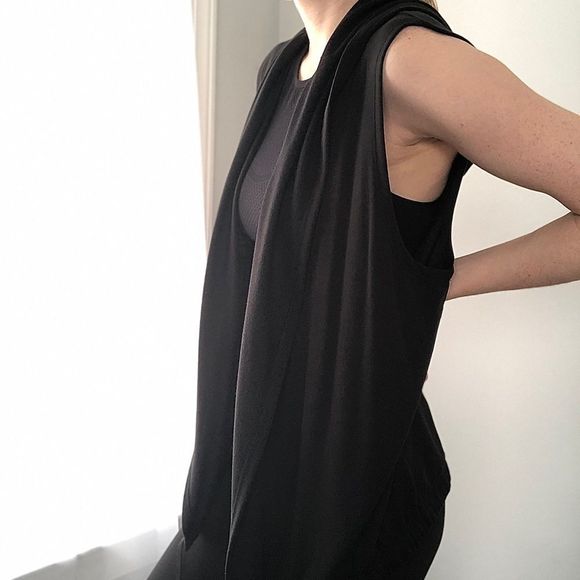 VICTORIA SPORT VS Vest XS Workout Black - Picture 4 of 11